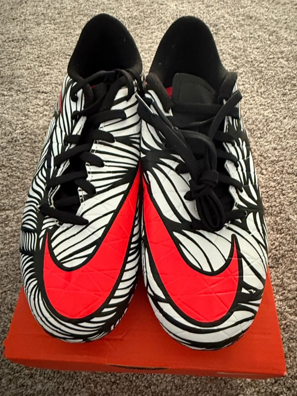 Nike Jr HyperVenom Phelon II Kids 6Y NEW